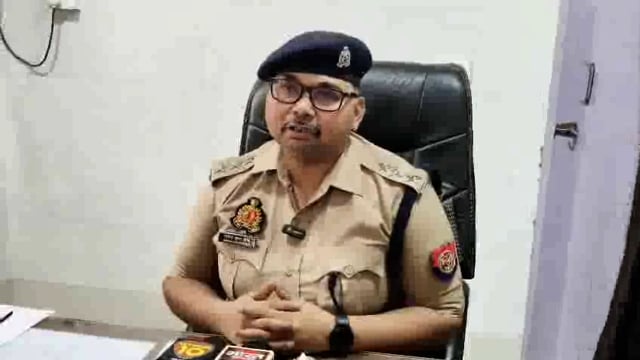 thana shamshabad ek yuvak ka milane se brahmanon mein machi afra tafri ACP dwara white