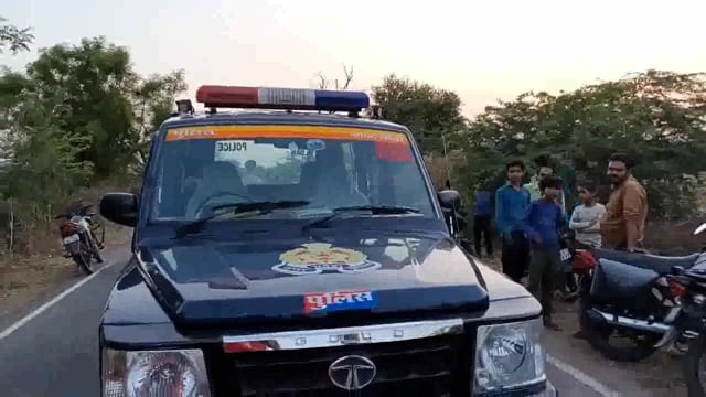 दो थानों के मध्य अज्ञात बाईक सवार बदमाशों ने की लूट उल्दन थाना क्षेत्र में समय शाम के 6 बजे बंगरा सेजा रही महिला की लूट 