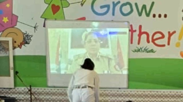 सुरीर ब्रज स्थली एकेडमी में आपरेशन जाग्रति की हुई बैठक SHO सुरीर ने किया छात्र छात्राओं को संबोधित