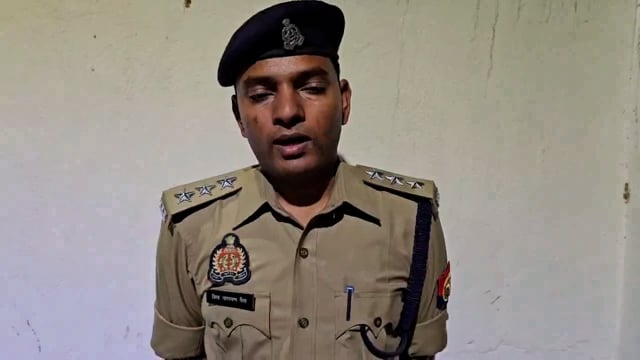 *दिनांक 16.05.2025 को थाना कोतवाली नगर क्षेत्रान्तर्गत मा0 न्यायालय परिसर में उ0नि0 व तथाकथित अधिवक्ता के मध्य विवाद होन