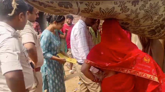 पत्नी से झगड़ा कर युवक नें खाया कीटनाशक हुई दुर्दशा 