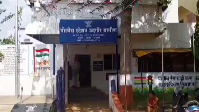 सरस्वती कॉलनी येथे घरातून तीन मोबाईल पळविले,अज्ञातावर गुन्हा दाखल