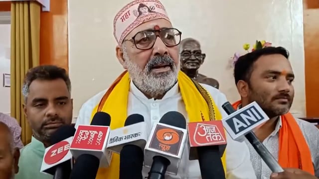 पर तीखा हमला करते हुए कहा कि अब लालू यादव का असली रूप सभी ने देख लिया है। उन्होंने दावा किया कि 2025 के विधानसभा चुनाव में लालू यादव के कुकृत्यों को जनता के सामने लाया जाएगा और इसके#politics