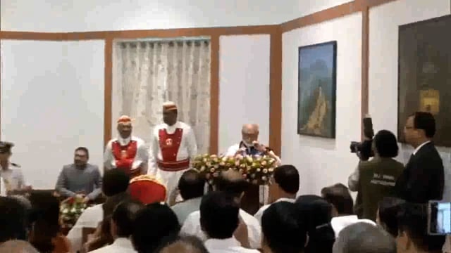 मुंबई। महाराष्ट्र की राजनीति में एक महत्वपूर्ण मोड़ आया है, जब **एनसीपी विधायक छगन भुजबल को राज्य मंत्रिमंडल में शामिल किया गया। भुजबल, जो लंबे समय से राजनीति में सक्रिय रहे हैं, अब अपनी राजनीतिक वापसी को लेकर सुर्खियों में हैं।#politics