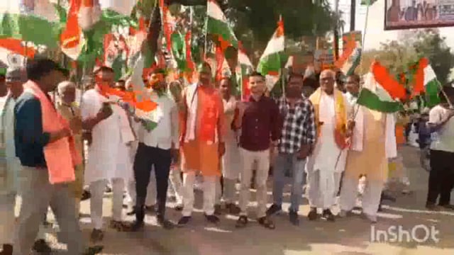 माट में भाजपा कार्यकर्ताओं ने शौर्य तिरंगा यात्रा निकाली जिसमें सैकड़ो कार्यकर्ताओं ने सह भागिता की