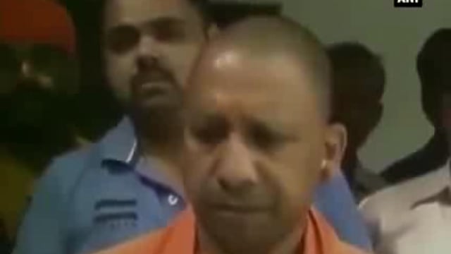  शाहरुख खान एक्टर की मूवी नहीं देखने के लिए  माननीय मुख्यमंत्री योगी आदित्यनाथ जी ने किया आवाहन