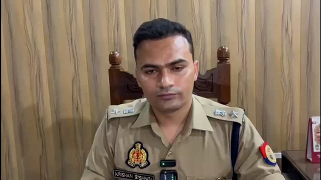 संभल पुलिस ने कर चोरी करने वाले गिरोह का किया खुलासा फर्जी तरीका से उत्तराखंड भेजता था गिरोह ईट |