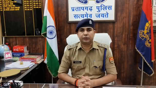 *थाना देल्हूपुर क्षेत्रान्तर्गत वादी के पडोसी द्वारा लाइसेन्सी व अवैध असलहों से फायर किया था,#latest_news 