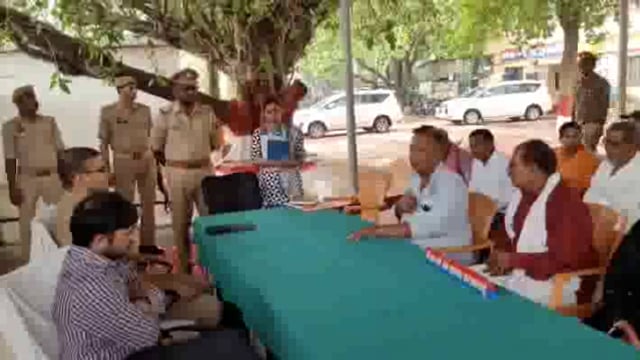 जिलाधिकारी चन्द्र मोहन गर्ग एवं पुलिस अधीक्षक आदित्य लांघे की अध्यक्षता में थाना समाधान दिवस संपन्न