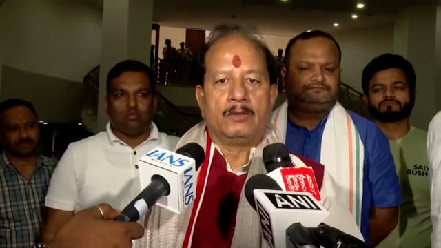 बिहार के उपमुख्यमंत्री विजय सिन्हा ने शनिवार को एक जनसभा को संबोधित करते हुए कहा कि अब समय आ गया है जब 