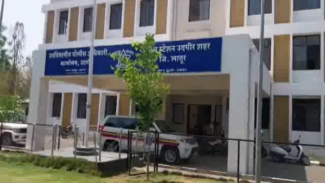 सामान्य रुग्णालयातील डॉ शशिकांत देशपांडेवर गुन्हा दाखल