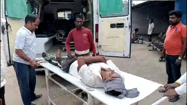 हाईवा एवं बाइक की टक्कर में युवक हुआ घायल। गंभीर स्थिति में भागलपुर रेफर।