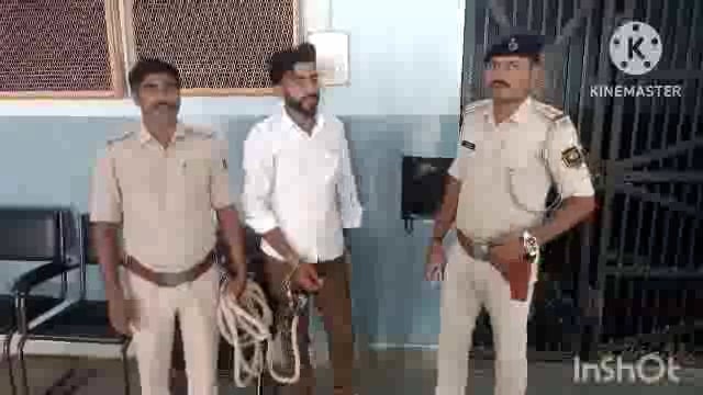 सूर्यगढ़ा -देसी पिस्तौल को हवा में लहराते हुए वायरल वीडियो के आधार पर अभियुक्त को किया गया गिरफ्तार। भेजा गया जेल।