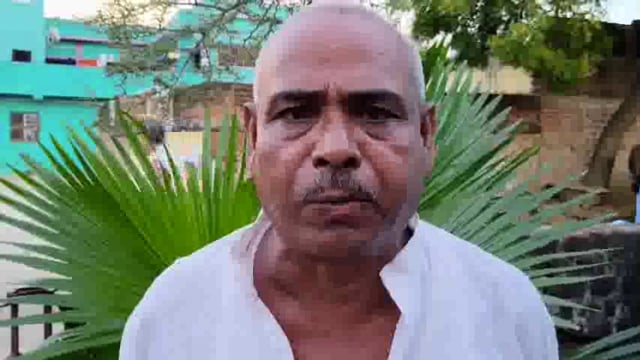 अवैध बालू खनन के खिलाफ बिगुल फूंक चुके पूर्व मुखिया को फोन कर किया जा रहा है मानसिक रूप से प्रताड़ित।एसपी को दिया आवेदन।