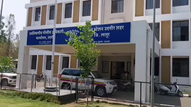 इंदिरा नगर भागात १८ महिन्याच्या चिमुकलीला अवैधपणे दत्तक दिले,आठ जणांवर गुन्हा दाखल