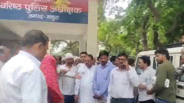 नौहझील के गांव भूरेका में दलित बेटी की बारात में हमला करने वाले 5 आरोपियों को भेजा गया जेल।