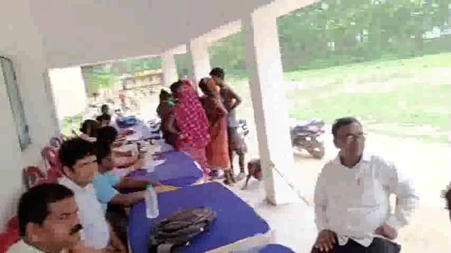 महादलित टोलो में लगाए गए विशेष विकास शिविर में 318 आवेदन हुए प्राप्त। 144 आवेदनों का हुआ निष्पादन।