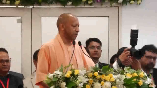 लखनऊ: मुख्यमंत्री योगी आदित्यनाथ ने प्रधानमंत्री नरेंद्र मोदी के एक अहम बयान का उल्लेख करते हुए कहा कि 