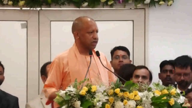 उत्तर प्रदेश के मुख्यमंत्री योगी आदित्यनाथ ने कहा है कि एक्सटेंशन के लिए आवश्यक होने वाली धनराशि को बहुत जल्द उपलब्ध कराया जाएगा। उन्होंने स्पष्ट किया कि किसी भी प्रकार की देरी नहीं होगी और सभी संबंधित परियोजनाओं के लिए वित्तीय मदद प्राथमिकता के साथ सुनिश्चित की जाएगी। यह कदम प्रदेश के विकास कार्यों को तेजी से आगे बढ़ाने के उद्देश्य से उठाया गया है#politics