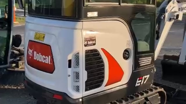 Bobcat E17  video thumbnail 0