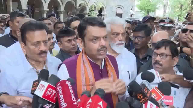 नासिक: अगले साल 31 अक्टूबर से नासिक-त्र्यंबकेश्वर में प्रसिद्ध सिंहस्थ कुंभ मेला शुरू होगा। यह धार्मिक आयोजन कई दिनों तक चलेगा और श्रद्धालुओं के लिए महत्वपूर्ण धार्मिक कार्यक्रमों का आयोजन होगा।#politics