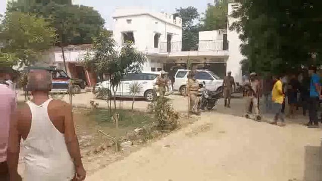 संग्रामपुर थाना केपूरे रामा चौहान गांव में दलित युवक की हत्या से एसपी नेजताई नाराजगी घटना के खुलासे के लिए कियाटीम गठन 