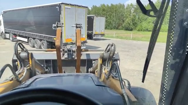 Case 695ST video thumbnail 1
