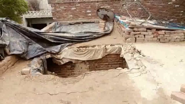 नौहझील की ग्राम पंचायत हसनपुर में एक ऐसा परिवार जो आज भी कच्ची छत के नीचे जीवन यापन कर रहा है मदद की लगाई गुहार