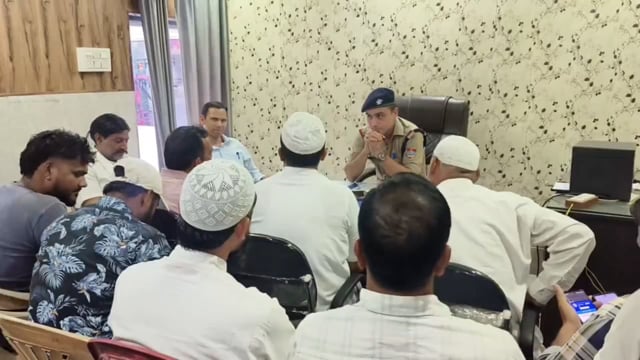 बहादराबाद! बकरा ईद को लेकर एस एस पी के निर्देश पर बैठक आयोजित!