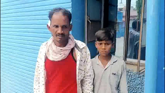 नमाज अदा करने जा रहे बच्चे की पिटाई होते देख बीच बचाव में आए पिता से की गई मारपीट।