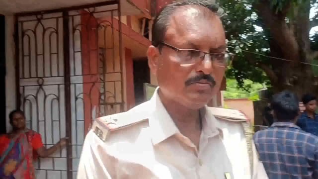 ମରୋଡ଼ା ବ୍ଲକ ଅଫିସ ପାଖ କଲୋନୀ ଛକ ରେ କାର ବାଇକ୍ ଧକ୍କା ।ଆହତ ବାଇକ୍ ଆରୋହୀ ଦୁଇଜଣଙ୍କ ଠାରୁ ଗୋମାଂସ ଉଦ୍ଧାର ।