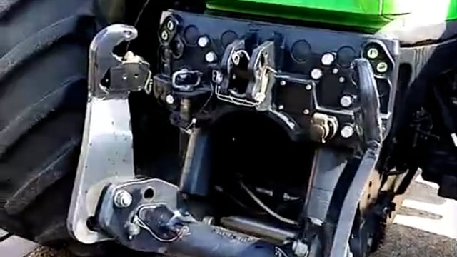 Deutz-Fahr 9340 Agrotron TTV Warrior video thumbnail 1