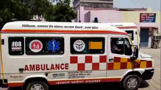 मथुरा में रिफाइनरी क्षेत्र में हुआ भयंकर एक्सीडेंट, कई यात्री गम्भीर घायल, जिला अस्पताल में कराया भर्ती।