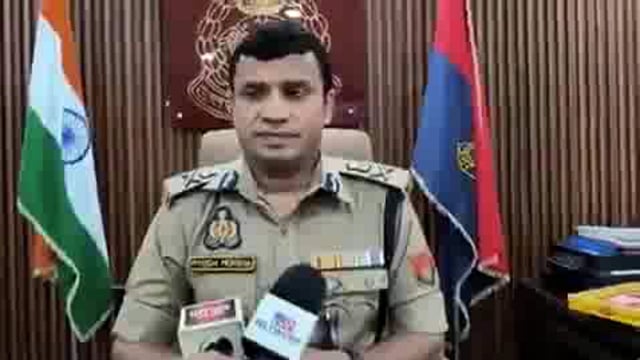 वाराणसी -सोनम रघुवंशी की गिरफ्तारी का मामला, एडीजी पीयूष मोर्डिया का बयान आया सामने 

4 बजे तक मेघालय पुलिस गाजीपुर पहुंचेगी, सोनम रघुवंशी को मेघालय पुलिस को सौंपा जाएगा

मामले में मेघालय पुलिस द्वारा कार्रवाई होगी, फिलहाल गाजीपुर पुलिस के कस्टडी में है सोनम रघुवंशी