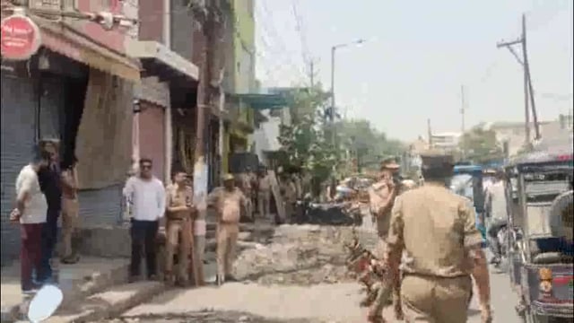 मथुरा की थाना कोतवाली के सौंख रोड पर ताज होटल के जानवर के अवशेष मिलने से फिर मचा हड़कंप, गौ रक्षादल के कार्यकर्ताओं में रोष व्याप्त।