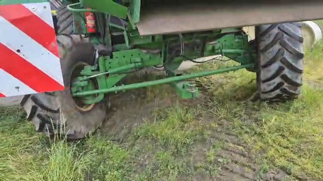 John Deere 9640 WTS Hillmaster video thumbnail 2