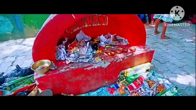 श्रद्धालुओं के द्वारा शीतला माता का 9 दोनों का पूजा किया गया संपन्न