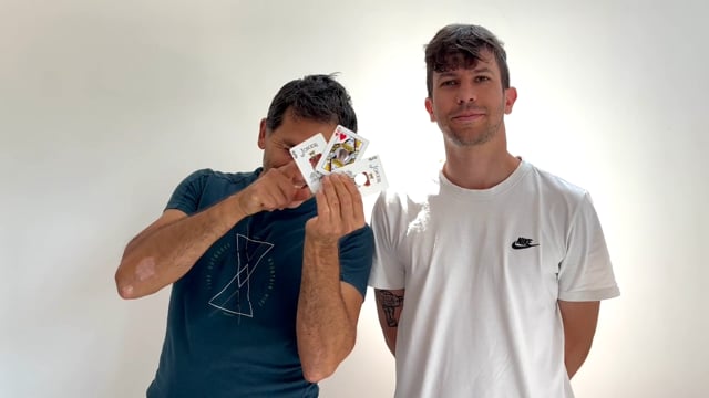 Video Guillotine Finger Card - Bicycle