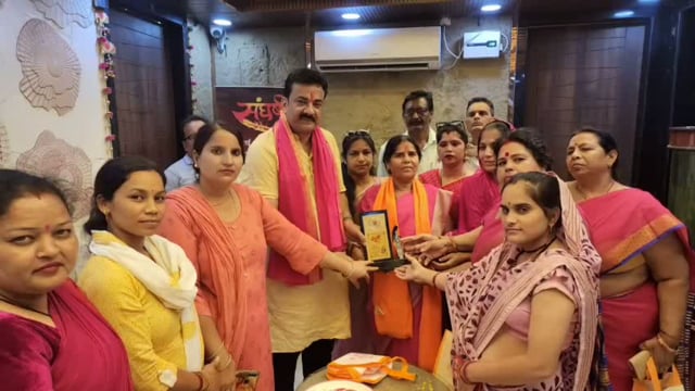 संपत पाल पहुँची संघर्ष सेवा समिति कार्यालय, महिला सशक्तिकरण के क्षेत्र में गढ़े जायेंगे नये आयाम