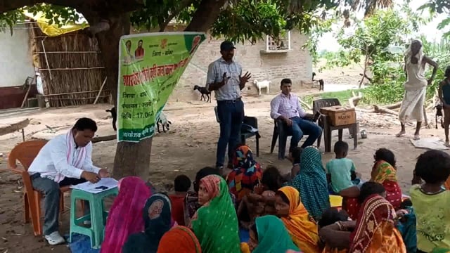 किसान चौपाल आयोजित कर किसानों को मौसम अनुकूल खेती के लिए किया गया जागरूक