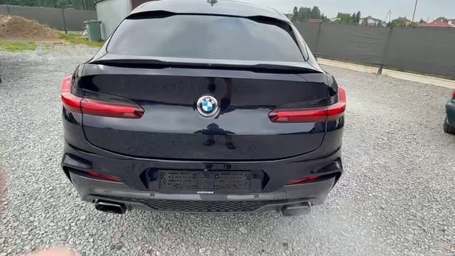 BMW X4 video thumbnail 1