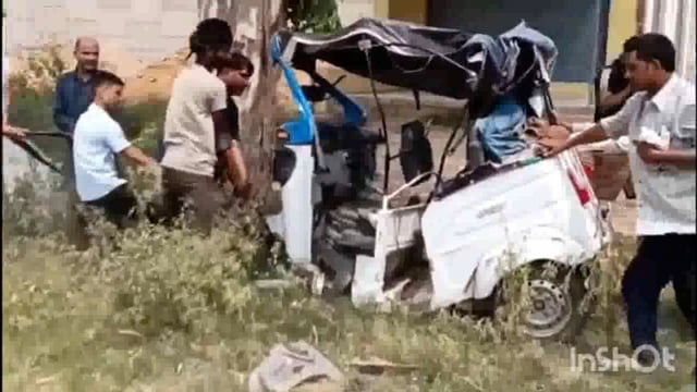 मथुरा: थाना जमुना पार के लक्ष्मी नगर रोड पर टेंपो और कार की टक्कर, घायल चालक को अस्पताल में कराया भर्ती