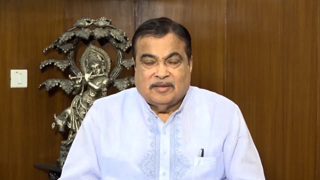 फास्टैग वार्षिक पास योजना शुरू - अब साल में सिर्फ ₹3,000 में 200 हाईवे यात्राएं करें