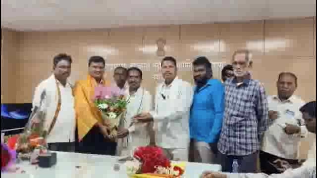 उपजिल्हाधिकारी सुशांत शिंदे यांचा बहुजन विकास अभियानाकडून सत्कार