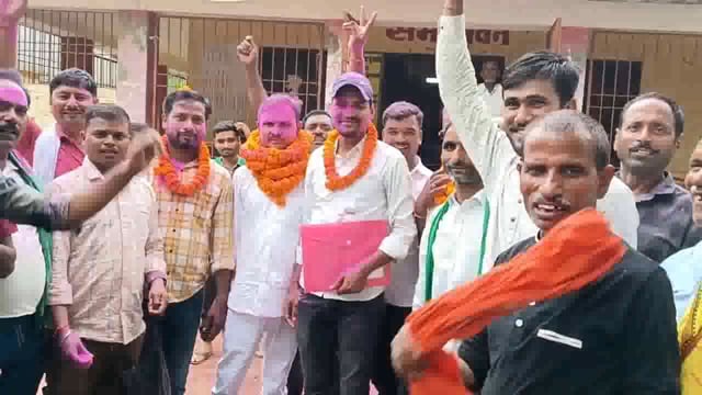  उपचुनाव नामांकन के अंतिम दिन मुखिया पद के लिए 2 एवं पंच तथा वार्ड सदस्य पद के लिए 1-1 अभ्यर्थियों ने दाखिल किया नामांकन