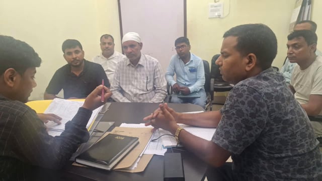 बीडीओ ने आवास सहायकों के साथ किया साप्ताहिक बैठक।दिए आवश्यक दिशा निर्देश।