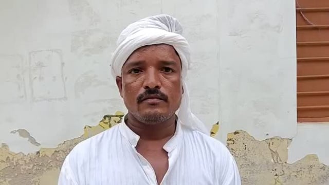 बाघराय थाना क्षेत्र के जमलामऊ ग्राम सभा के ग्राम प्रधान ने रोजगरसेवक पर मारपीट करके जान से मारने का लगाया आरोप दी तहरीर,