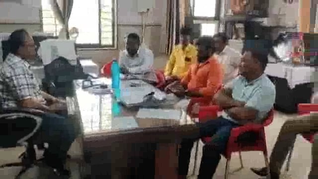 मास संघटनेच्या पदाधिकाऱ्यांनी वैद्यकीय अधिकारी डॉ दोडके यांची भेट घेवून विविध विषयांवर केली चर्चा