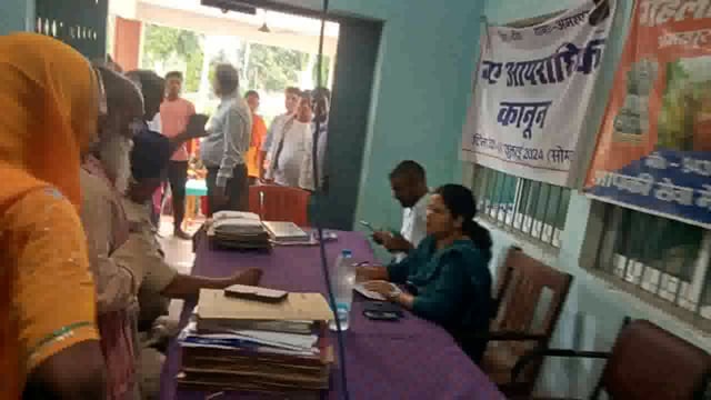 थाना परिसर में लगाए गए जनता दरबार में तीन मामलों का हुआ निष्पादन।