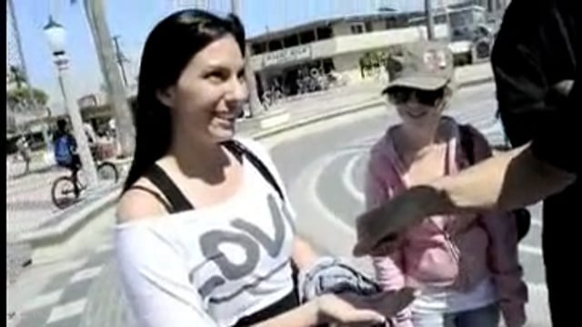 Video Exact Change by Gregory Wilson (DVD and Gimmick) - Trick